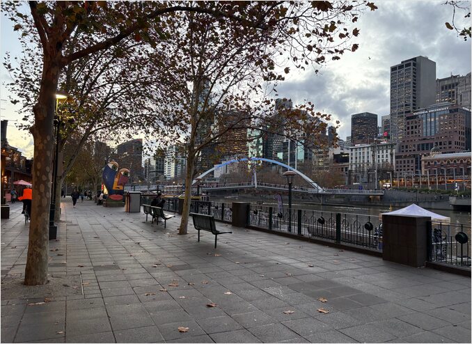 melbourne southbank in winter